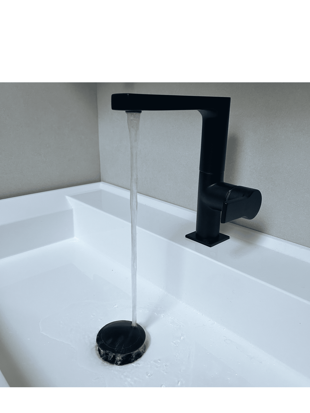 INFINITY MITIGEUR LAVABO MI-HAUT VIDAGE NOIR 